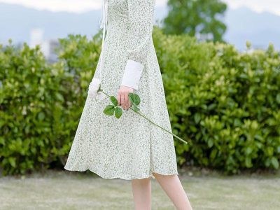 Mizo Chic Safiyaa Sale Maxi Green Dress for the Modern Woman